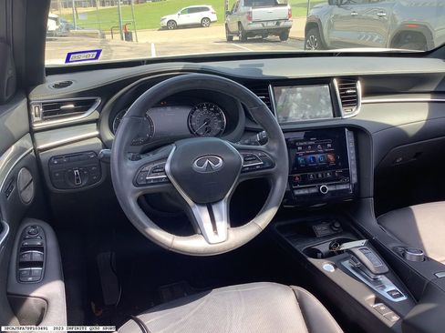Used 2023 INFINITI QX50 Sport FWD image 8