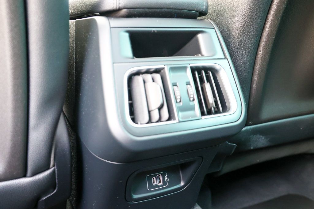 Used 2024 Maserati Grecale Modena AWD/4WD image 43