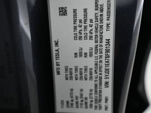 Used 2025 Tesla Model 3 Long Range RWD image 30