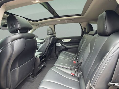 Used 2025 Acura MDX FWD w/ Technology Package image 23