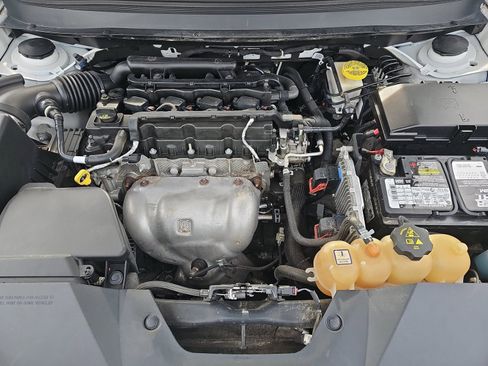 Used 2019 Jeep Cherokee Latitude Plus image 30