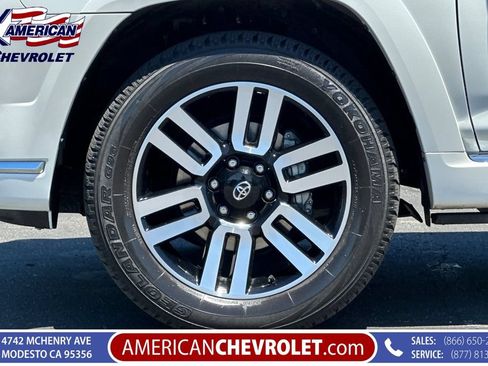 Used 2023 Toyota 4Runner Limited AWD/4WD image 39