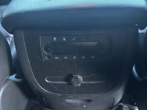 Used 2007 GMC Yukon XL SLE image 31