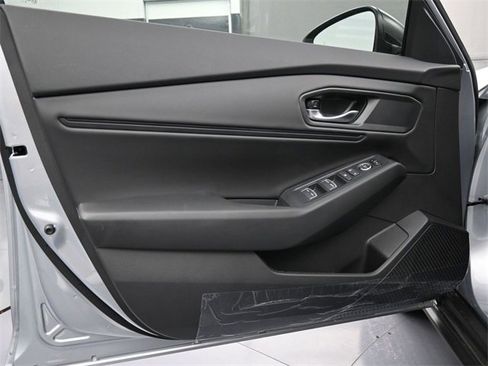 New 2025 Honda Accord SE image 3