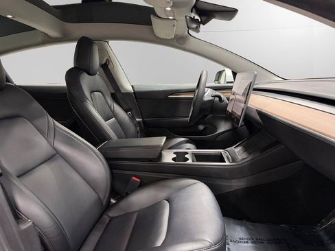 Used 2022 Tesla Model 3 Long Range image 15