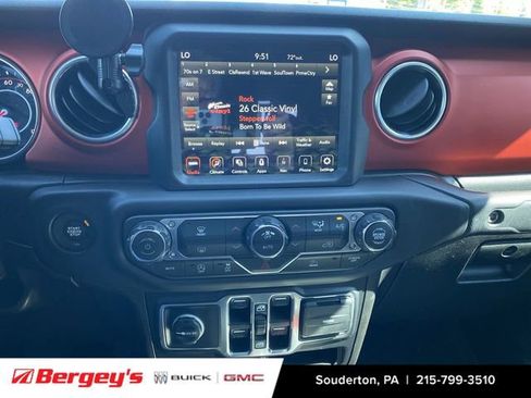 Used 2020 Jeep Gladiator Rubicon AWD/4WD image 15