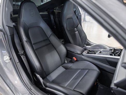 Used 2021 Porsche 911 Carrera S image 28