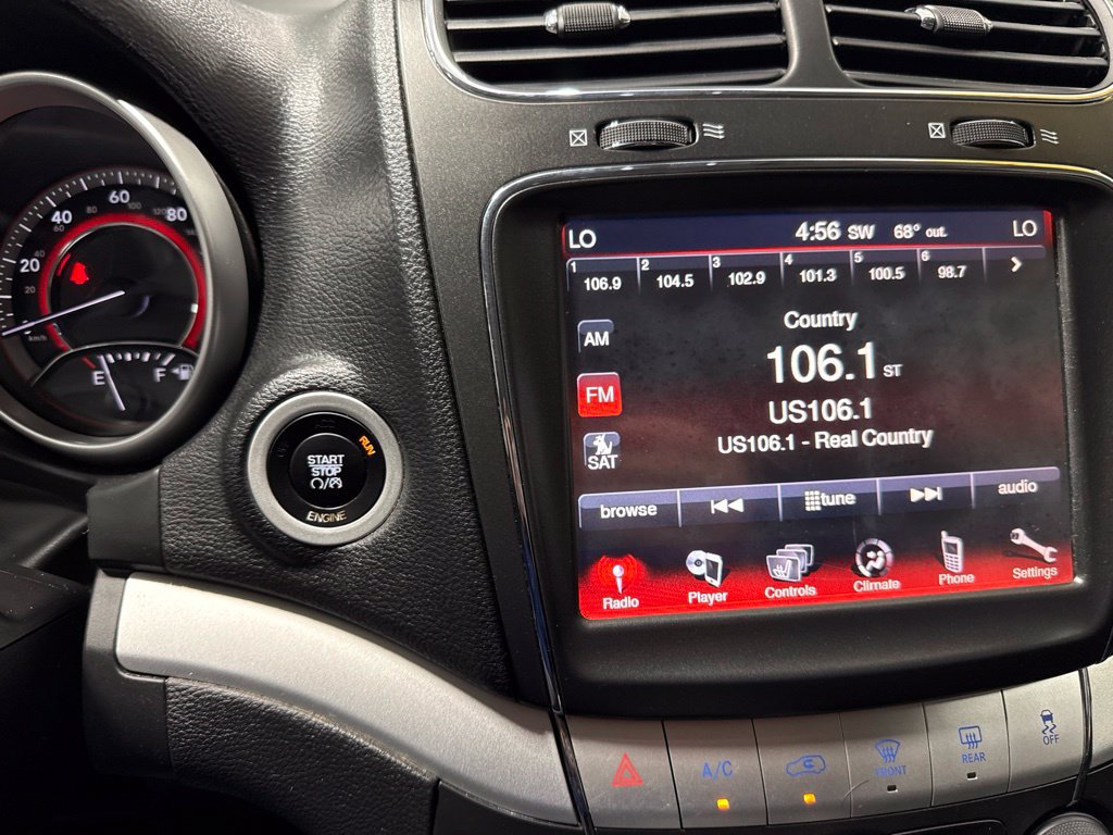 Used 2014 Dodge Journey SXT w/ Flexible Seating Group FWD image 28