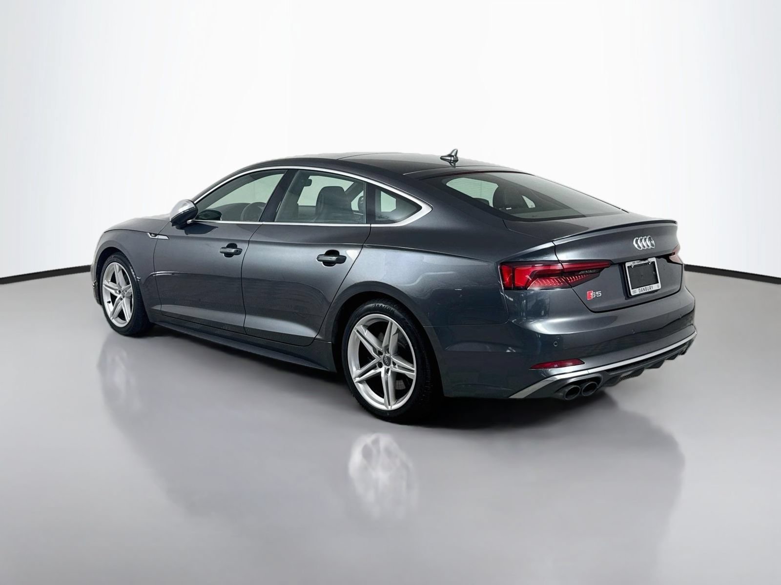 Used 2018 Audi S5 Premium Plus w/ Navigation Package AWD/4WD image 3