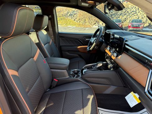 New 2026 GMC Canyon AT4 w/ Technology Plus Package image 20