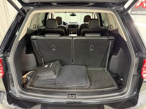 Used 2019 Volkswagen Atlas SEL R-Line image 9