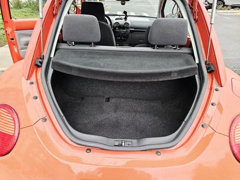 Used 2005 Volkswagen Beetle GLS image 17