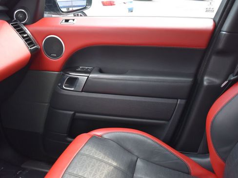 Used 2019 Land Rover Range Rover Sport HSE Dynamic image 26