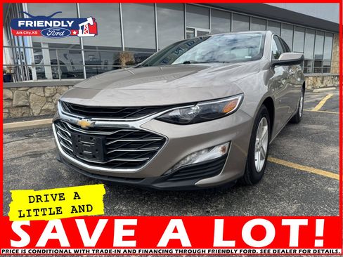 Used 2023 Chevrolet Malibu LT image 1