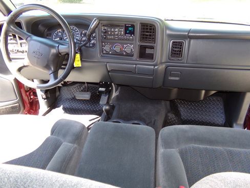 Used 2002 Chevrolet Silverado 2500 LS AWD/4WD image 23