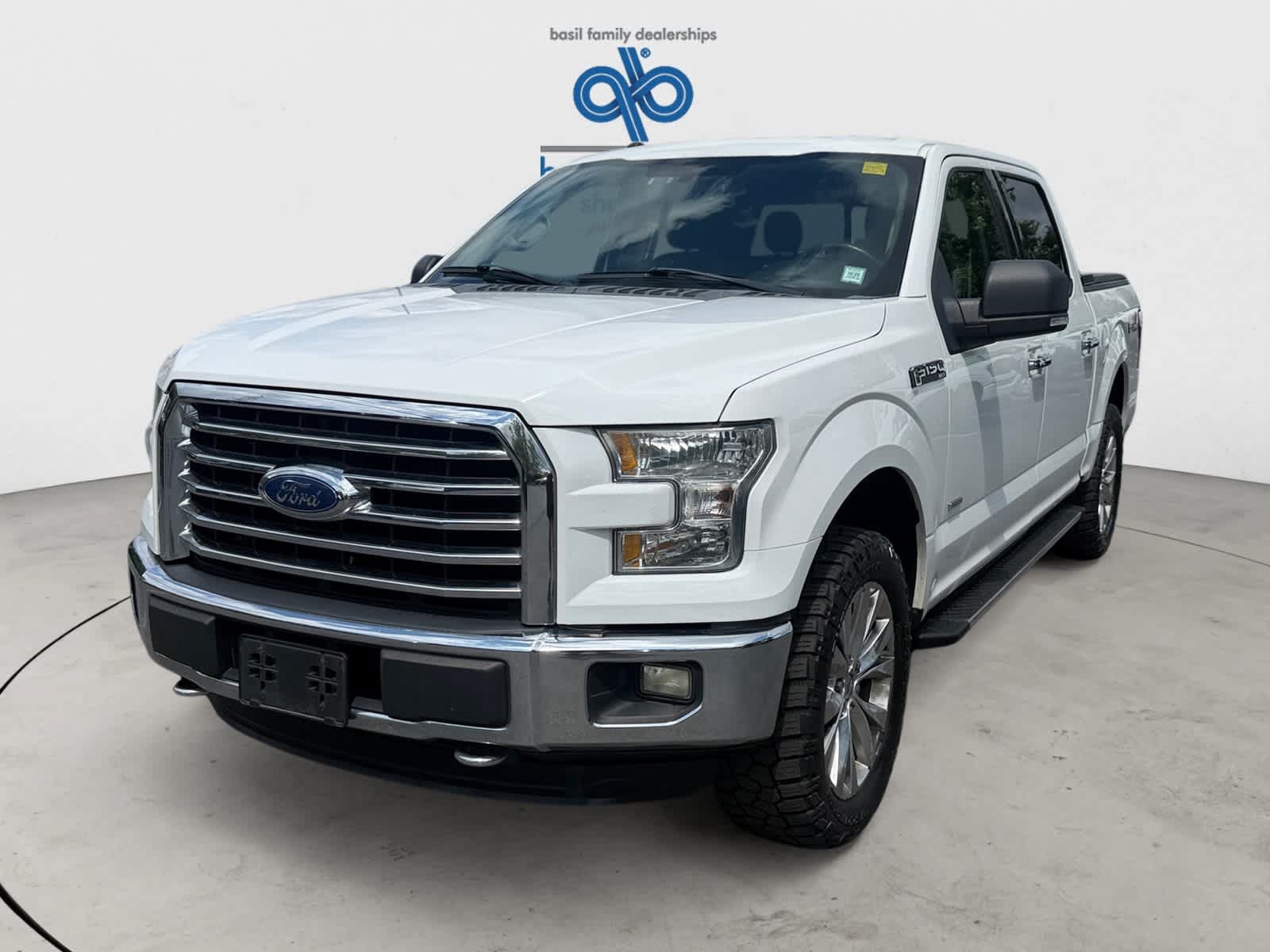 Used 2015 Ford F150 XLT w/ Equipment Group 302A Luxury AWD/4WD image 2