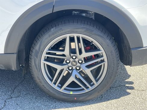 New 2026 Ford Explorer ST w/ Sun And Sound Package image 31
