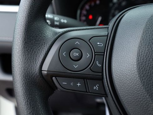 New 2025 Toyota RAV4 XLE image 29