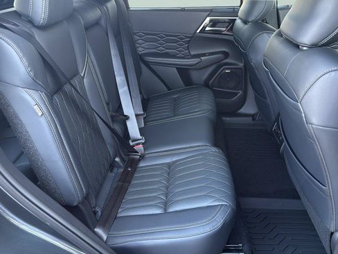 New 2026 Mitsubishi Outlander SEL FWD image 23