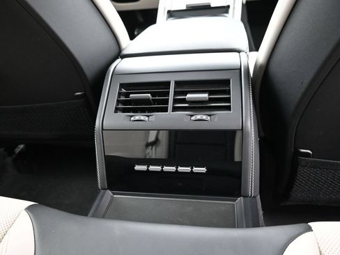 Certified 2026 Porsche Panamera 4 AWD/4WD image 29