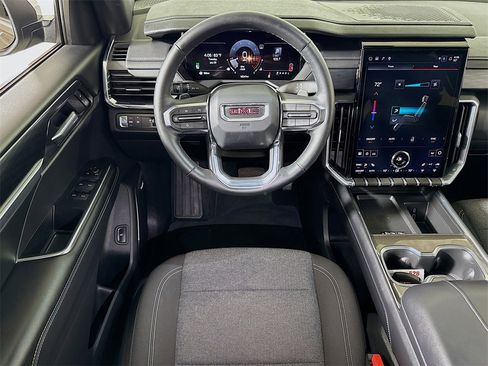 Used 2025 GMC Acadia Elevation image 21