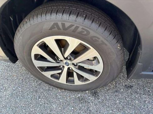 Used 2025 Subaru Outback Premium image 25