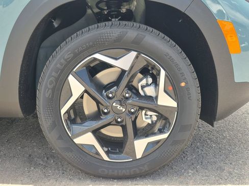 New 2026 Kia Seltos EX AWD/4WD image 17