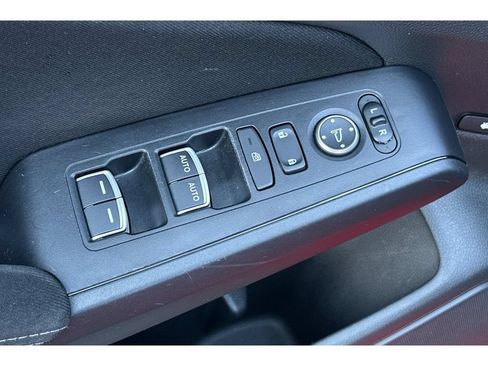 Used 2022 Honda Civic Sport image 12