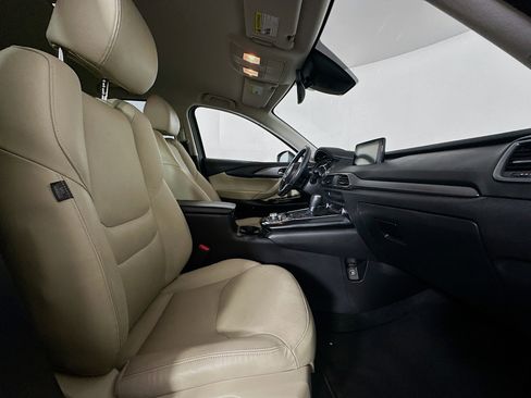 Used 2019 MAZDA CX-9 Touring FWD image 32