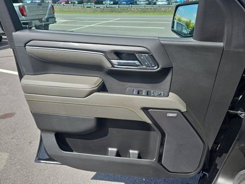 Used 2024 Chevrolet Silverado 1500 ZR2 w/ Technology Package image 26