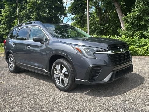 Used 2023 Subaru Ascent Premium AWD/4WD image 1