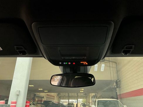 Used 2025 Chevrolet Equinox LT image 15