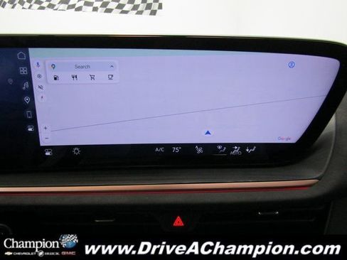 Certified 2025 Buick Envision Sport Touring image 6