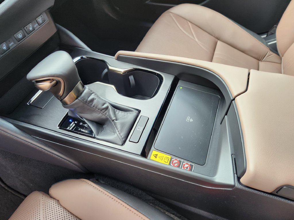 Used 2024 Lexus ES 350 Ultra Luxury FWD image 19