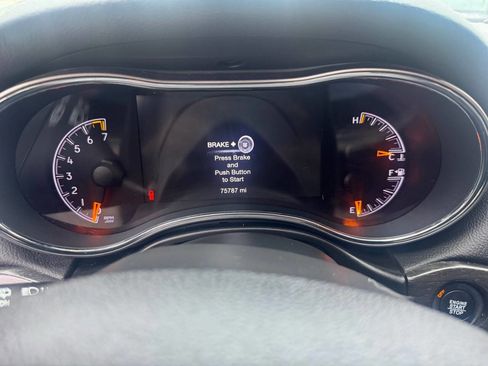 Used 2018 Jeep Grand Cherokee Limited image 10