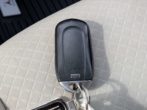 Used 2019 Buick Encore Preferred w/ Safety Package FWD image 27