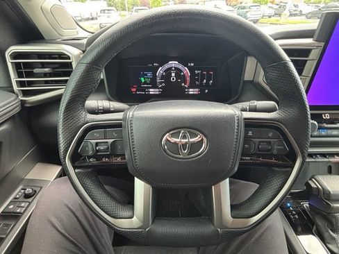 Used 2024 Toyota Tundra Limited AWD/4WD image 21