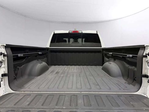 Used 2020 RAM 1500 Big Horn AWD/4WD image 28