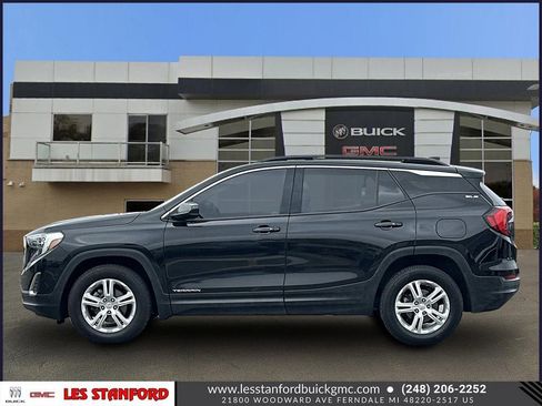 Used 2019 GMC Terrain SLE w/ Driver Convenience Package image 2