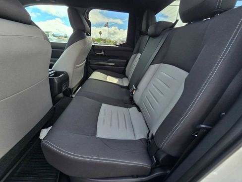 Used 2025 Toyota Tacoma TRD Off-Road image 19