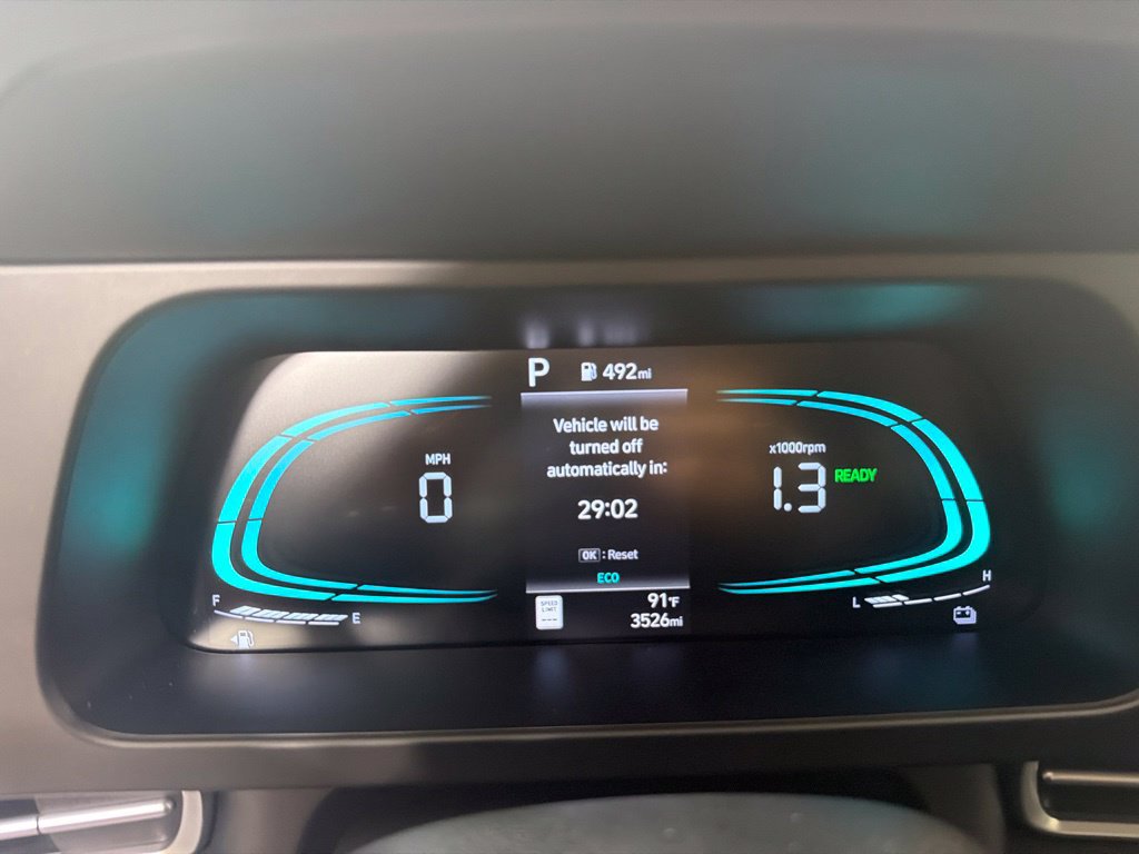 Certified 2025 Hyundai Elantra Hybrid FWD image 14