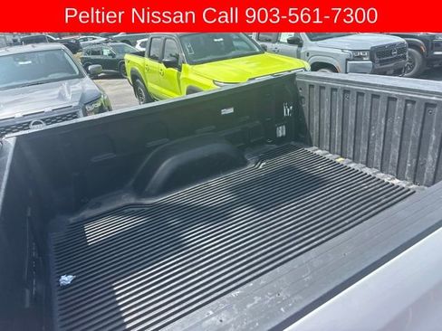Used 2020 Chevrolet Silverado 1500 LT w/ Bed Protection Package RWD image 10