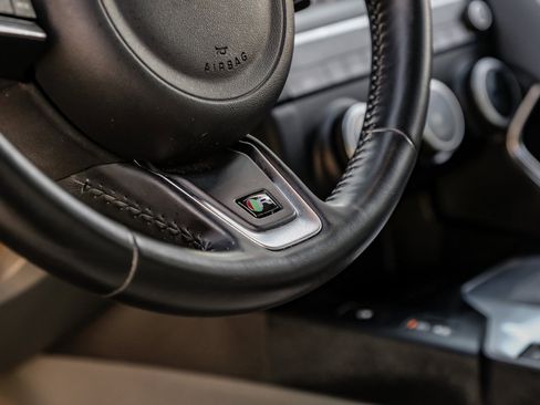 Used 2019 Jaguar E-PACE S image 20