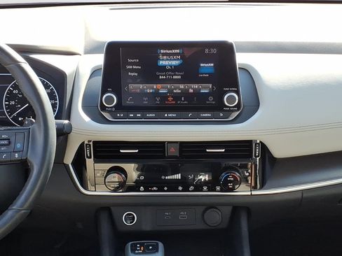 Used 2023 Nissan Rogue SV w/ SV Premium Package AWD/4WD image 17