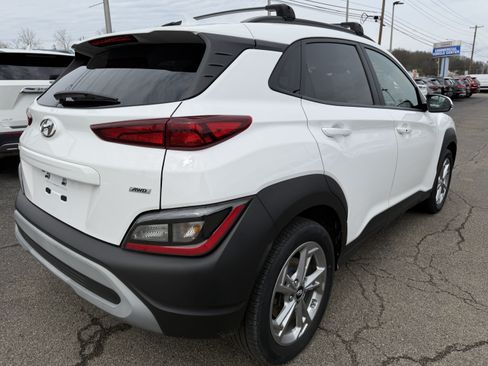Used 2023 Hyundai Kona SEL AWD/4WD image 2