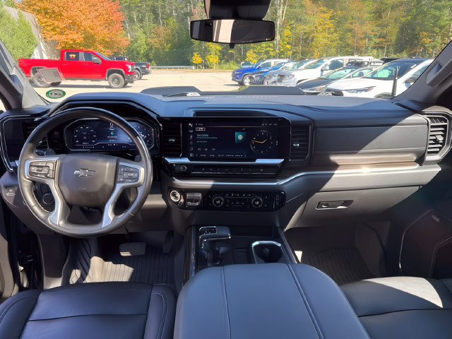 Used 2024 Chevrolet Silverado 1500 LT Trail Boss w/ LT Trail Boss Premium Package AWD/4WD image 23