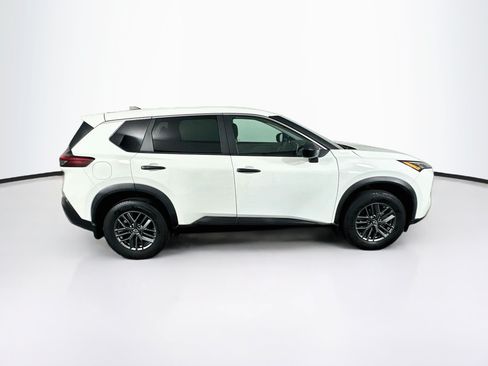 Used 2023 Nissan Rogue S FWD image 10