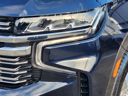 Certified 2024 Chevrolet Suburban Premier w/ Premium Package RWD image 9