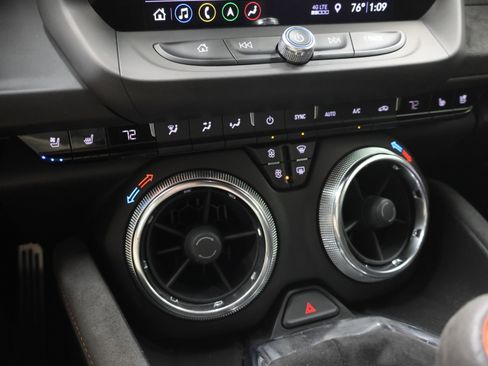 Used 2019 Chevrolet Camaro ZL1 RWD image 44