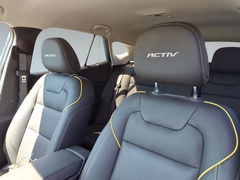 Used 2025 Chevrolet Trax ACTIV w/ Driver Confidence Package FWD image 16